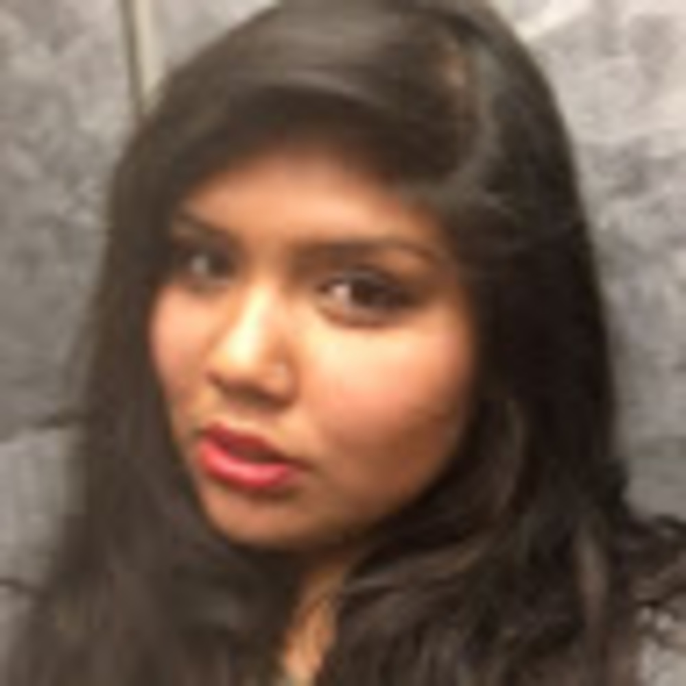 Meet your Posher, Xiomara